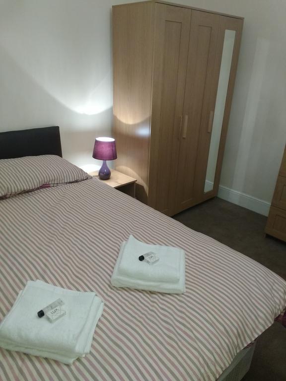 Acton Lodge Guest House Londra Oda fotoğraf